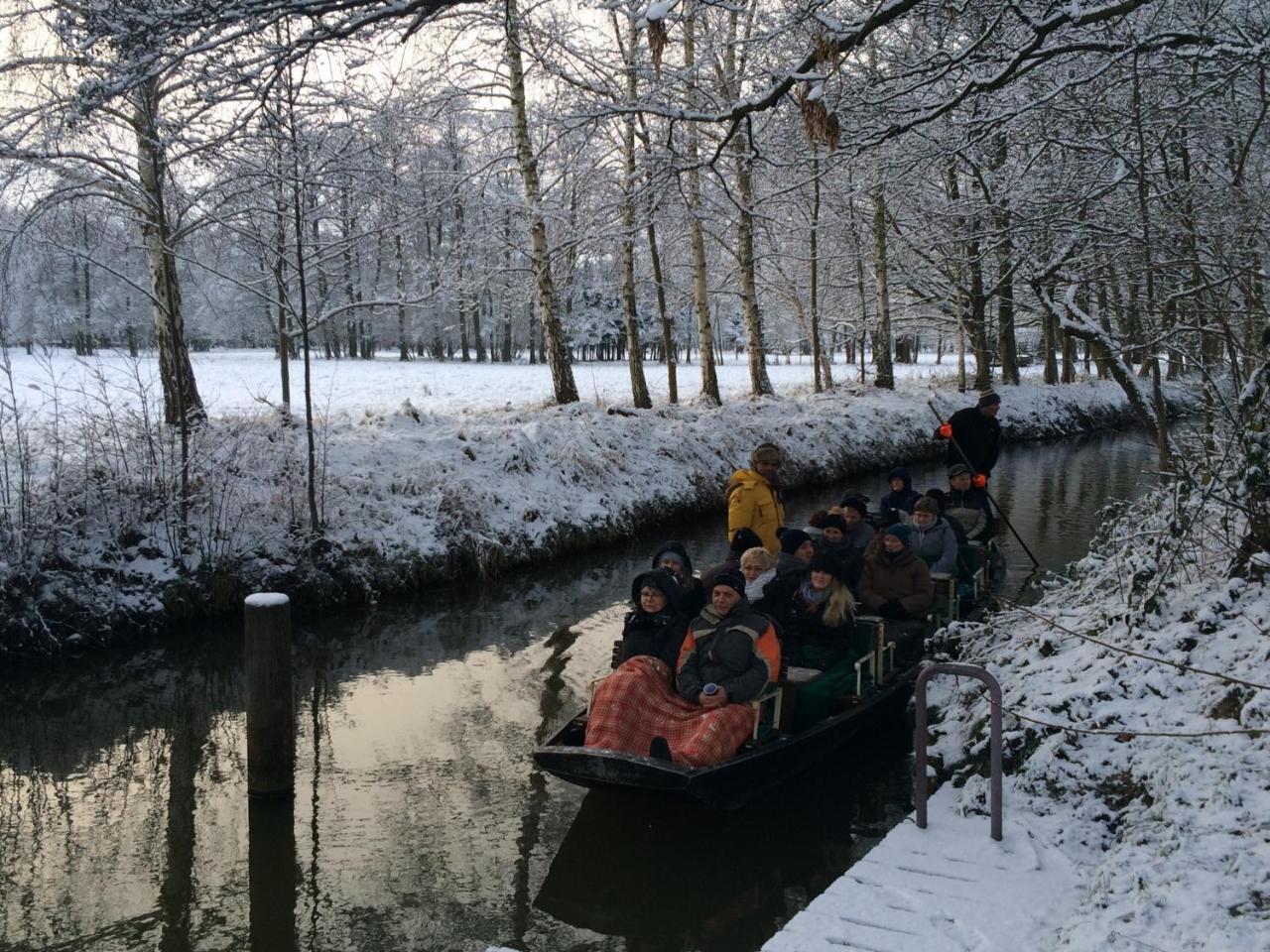 Ferienwohnungen Direkt Am Wasser บวร์ก ภายนอก รูปภาพ